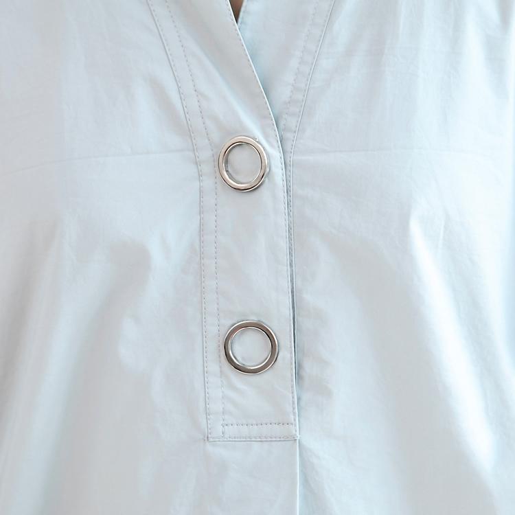 warme Herbstoutfits graue Baumwolloberteile mit Stickereien lockere Freizeithemden