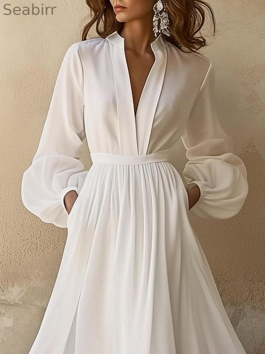 Vintage-Inspired White V-Neck Maxi Dress