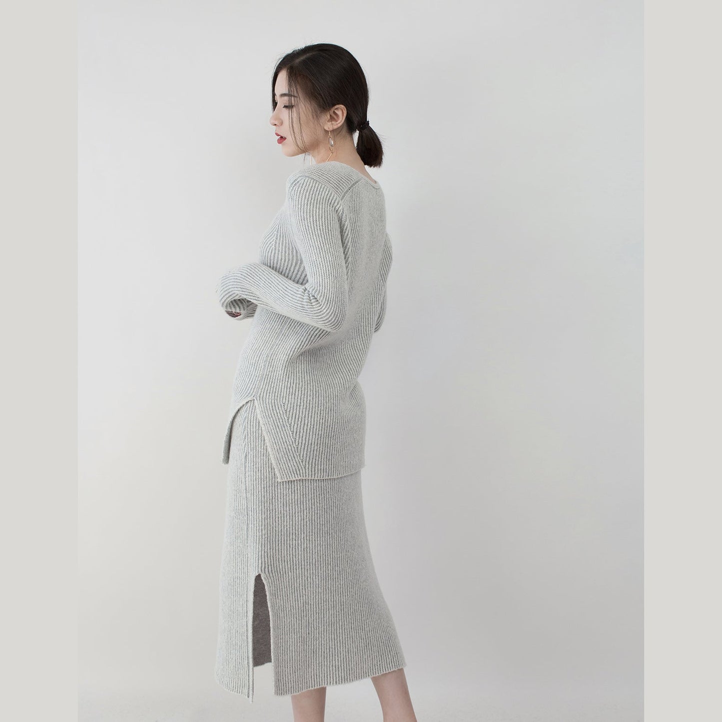 Graue Strickpullover für Damen in Übergröße, V-Ausschnitt, Strickblusen, Vintage-Rock mit seitlichem Öffnung, zweiteilig