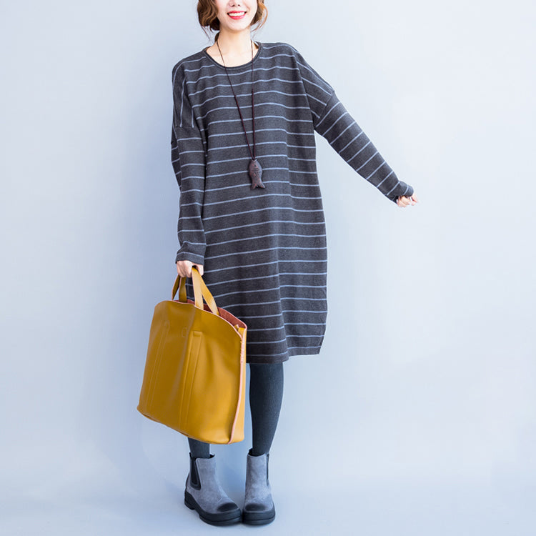 2024 Herbst grau lässige Strickkleider plus Größe gestreiftes Pulloverkleid