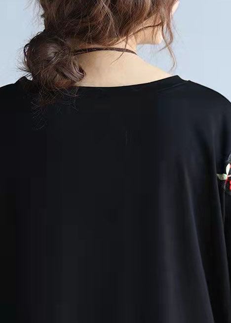 2024 einzigartiger, stylischer schwarzer Baumwollpullover mit Stickereien und Applikationen in Übergröße, kurzärmelige Oberteile mit mittlerer Passform