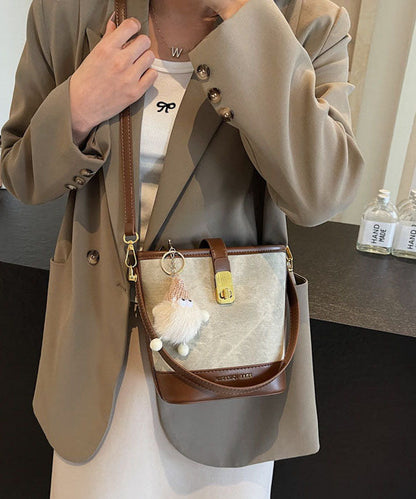 2025 New Fashion Versatile White Black Faux Leather Bucket Bag