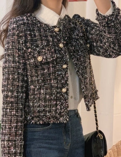 Chic Pearl-Buttoned Chanel-Style Short Jacket with Delicate Frayed Edges