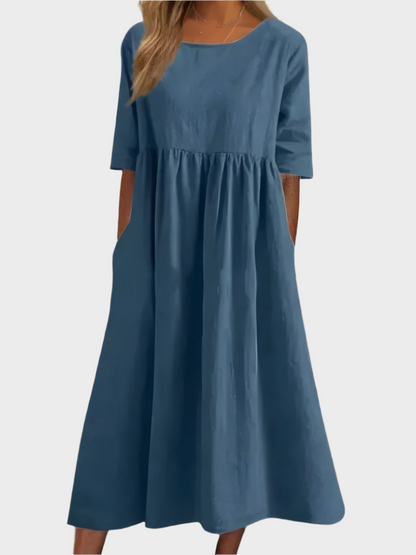 Linen Dress with Short Sleeves and Airy Line