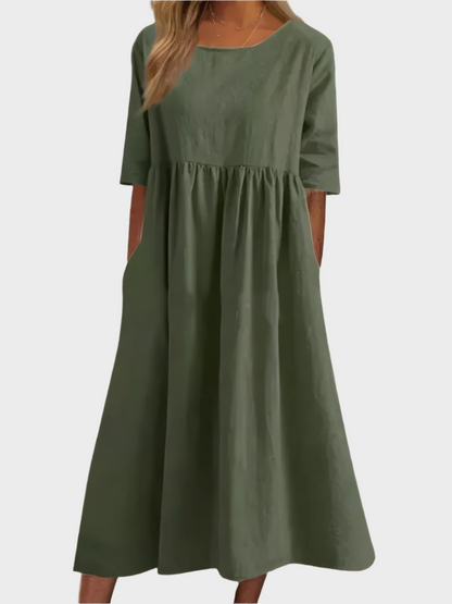 Linen Dress with Short Sleeves and Airy Line