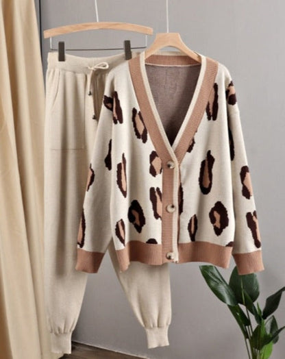 Lazy-chic Knit Cardigan and Cuffed Pants Two-Piece Set