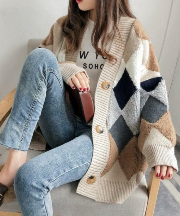 Contrast-Color Diamond-Quilted Oversized Knit Cardigan