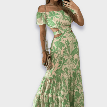 Silhouette-enhancing dress made from luxurious fabric