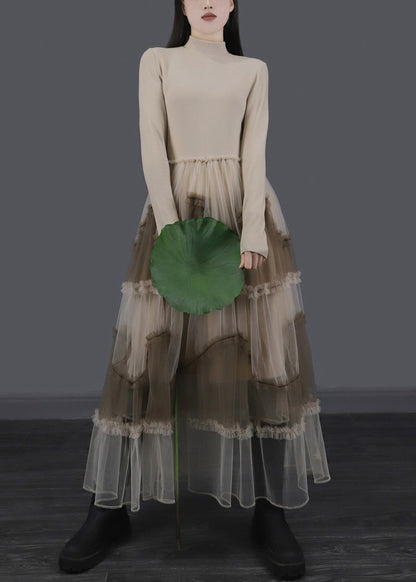 Aprikosenfarbene, asymmetrische, lange Kleider aus Rüschentüll-Patchwork mit schmaler Passform