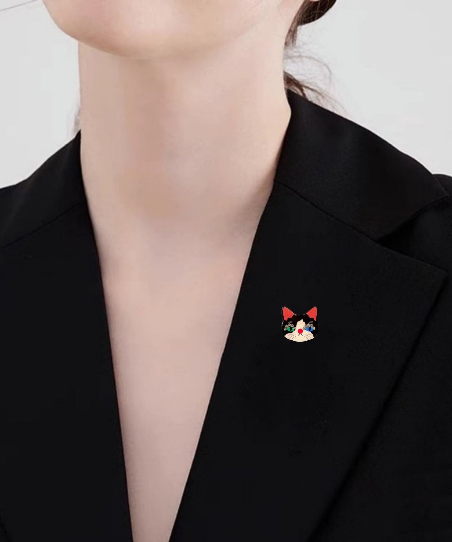 Broschen aus schwarzer Zirkonlegierung mit kleiner Katze