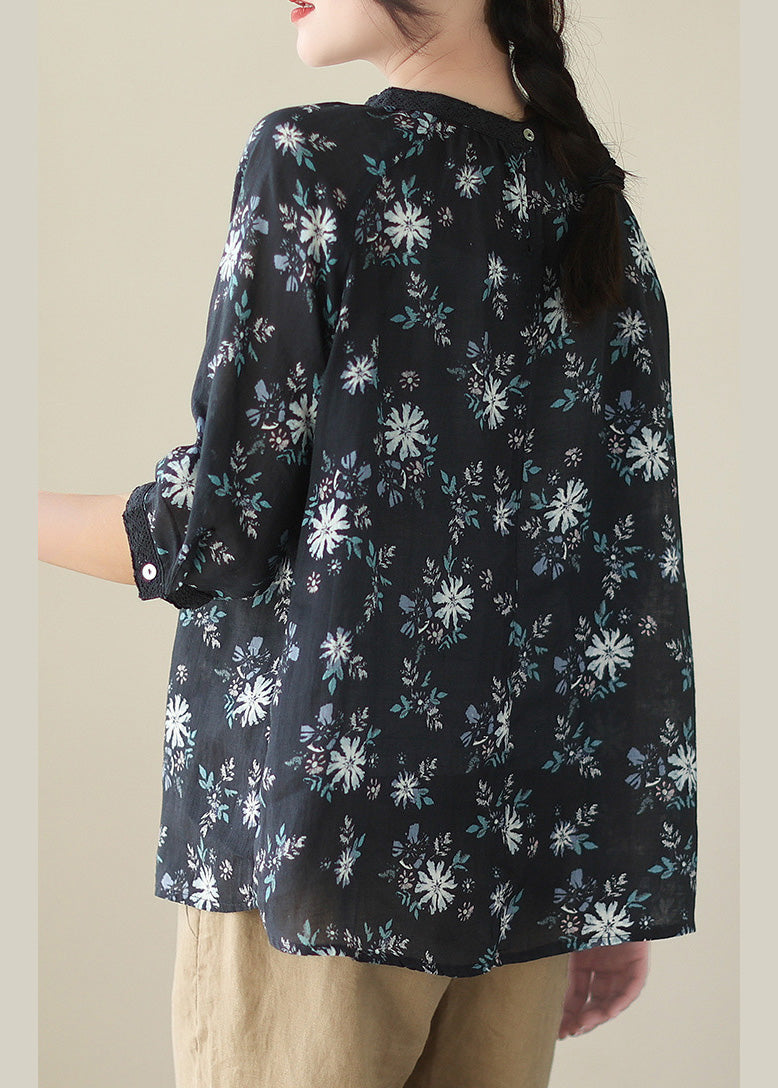 Camisa de ramio arrugada con estampado artístico negro de verano