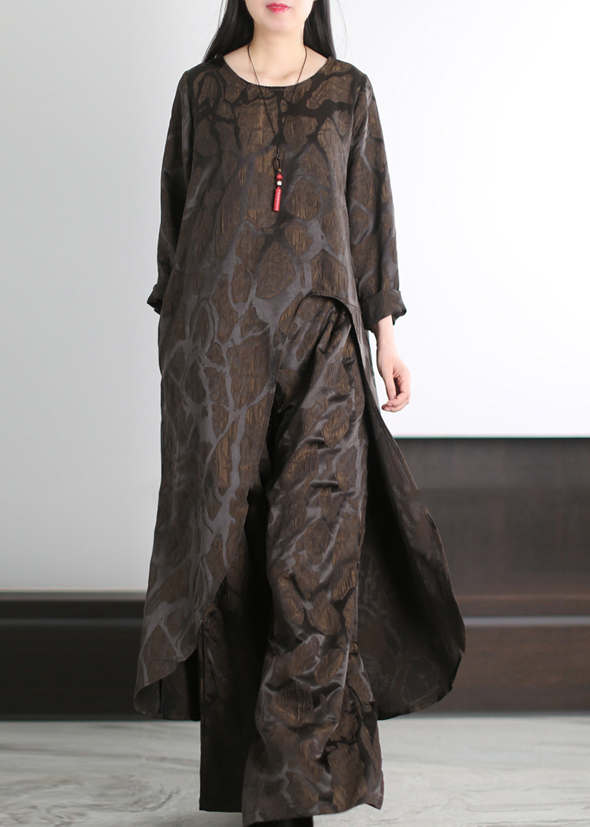 Art Chocolate Jacquard Side Open Silk 2 Piece Outfit Spring
