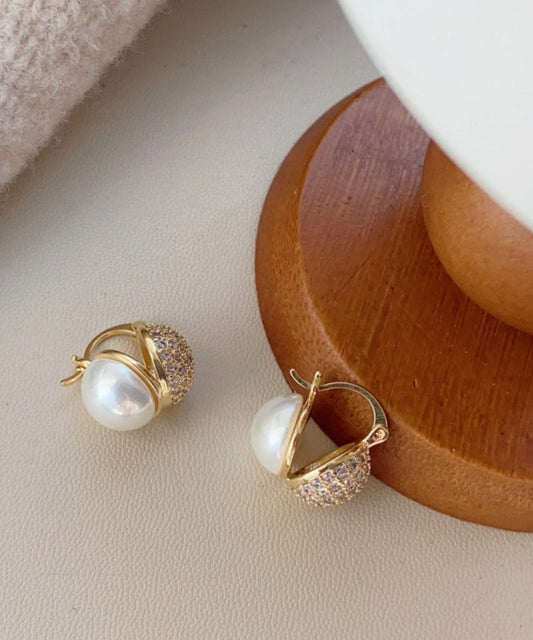 Pendientes de plata de ley con bloques de color artísticos y perlas de circonita dorada