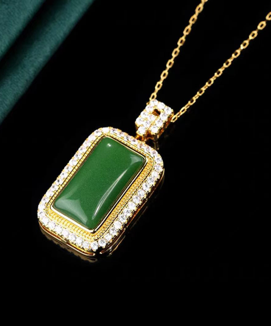 Collar con colgante de jade y circón dorado de cobre verde artístico