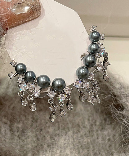 Ohrstecker aus kunstgrauem Kupfer mit Zirkonia-Perlen