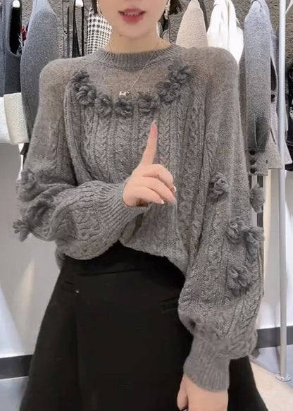 Suéter de punto trenzado con estampado floral y cuello redondo en gris Art para invierno