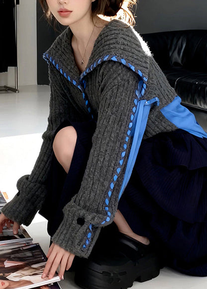 Graue, dicke Patchwork-Strickjacken aus kuscheligem Baumwollstrick mit Knöpfen für den Herbst