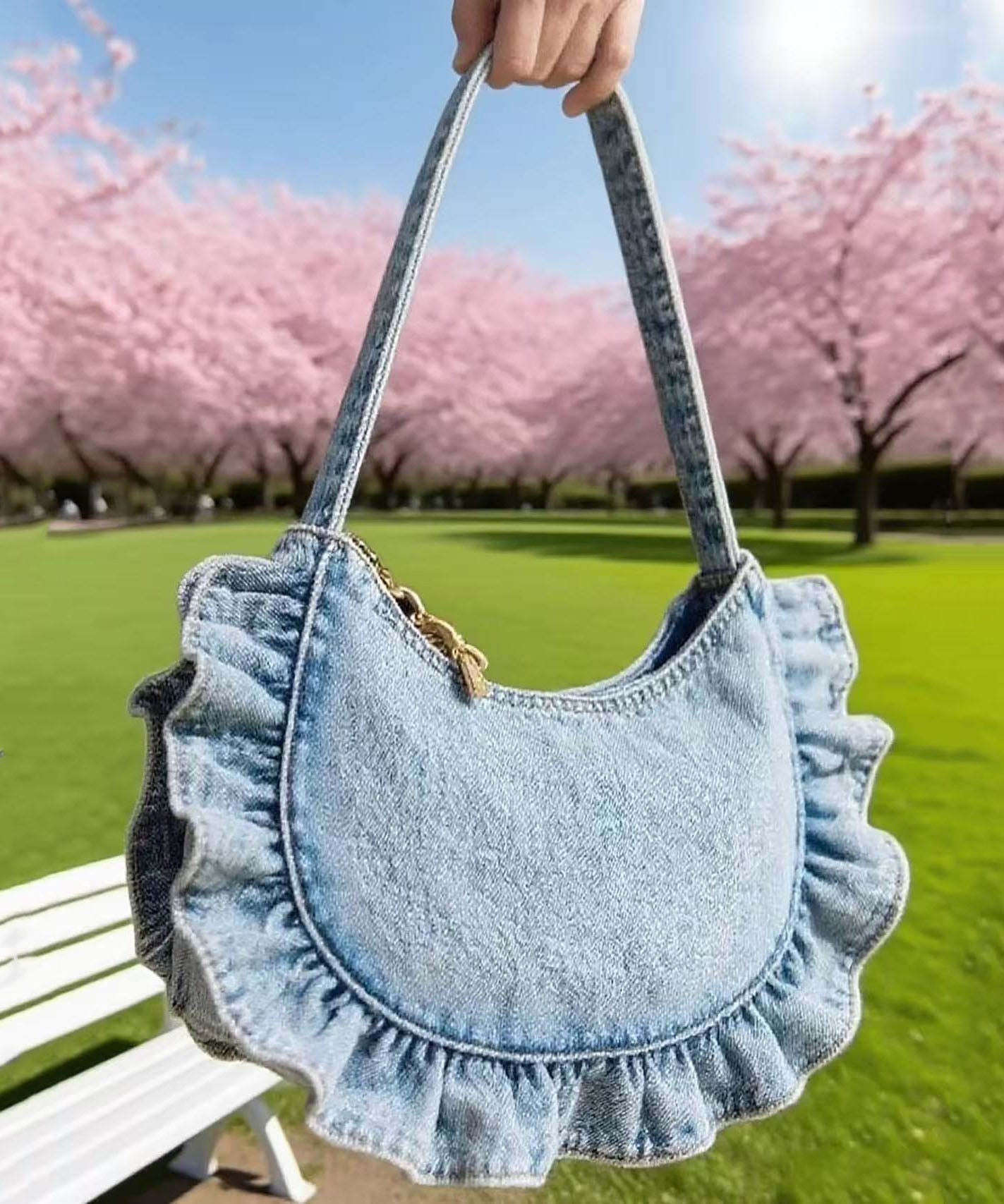 Bolsos de mano para mujer de tela vaquera con volantes en azul claro