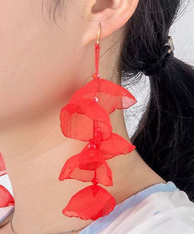 Pendientes colgantes con borlas florales de tul rojo artístico
