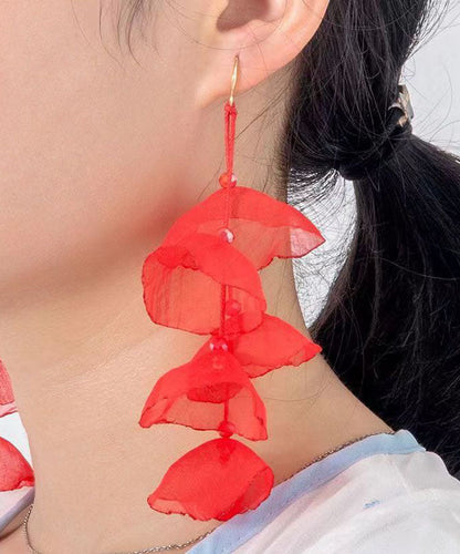 Pendientes colgantes con borlas florales de tul rojo artístico