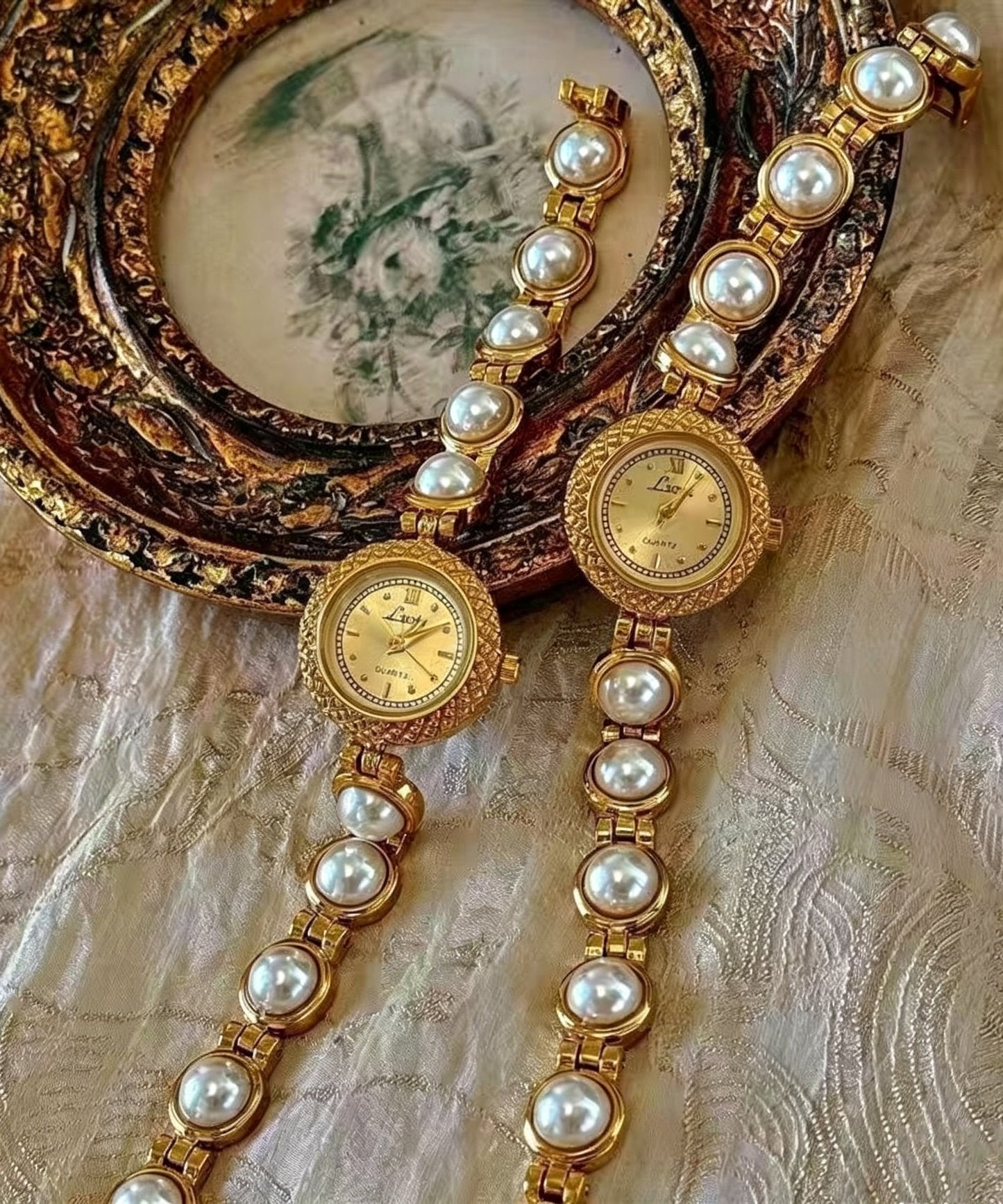 Beautiful Alloy Pearl Quartz Movement Watches