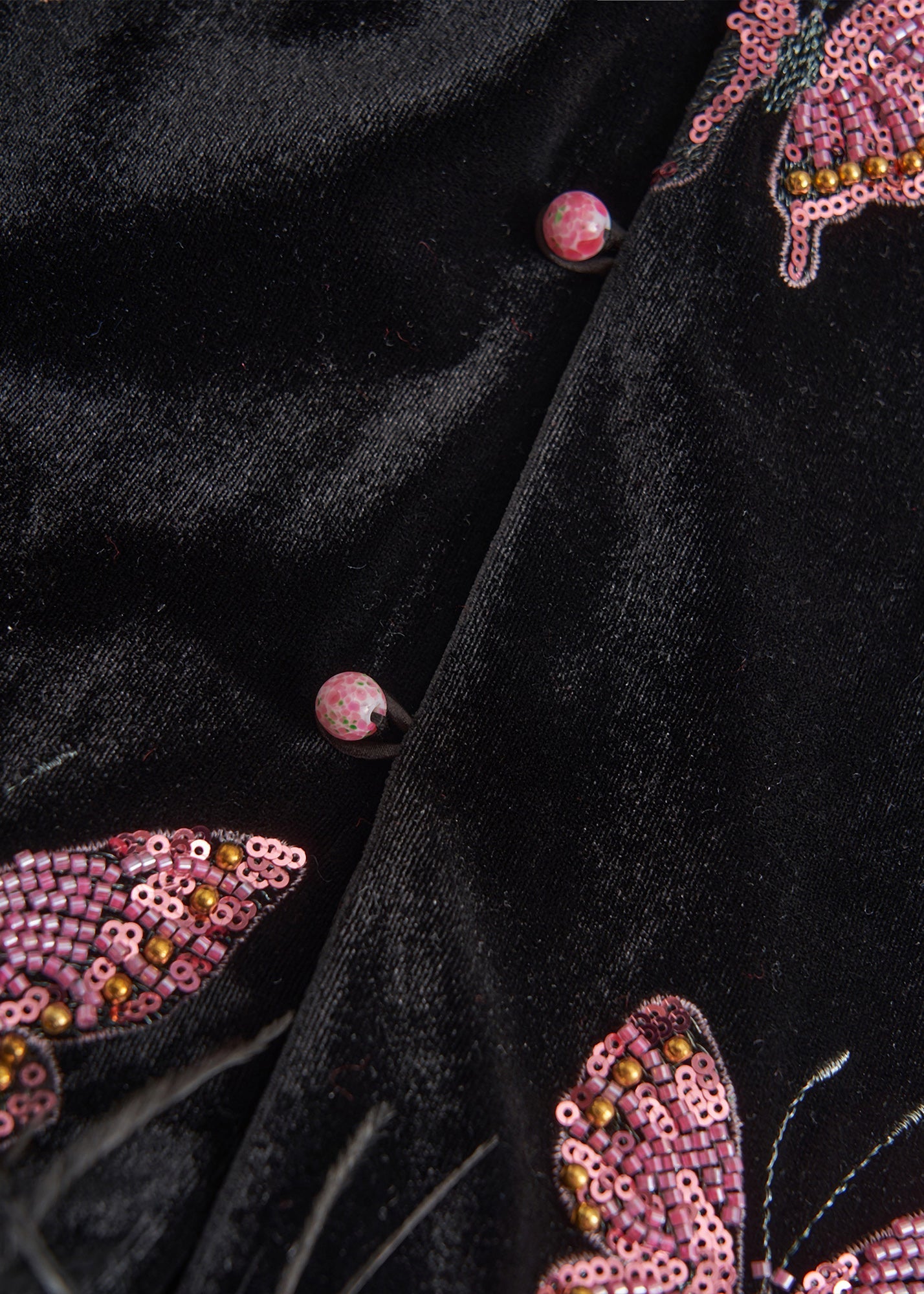 Wunderschönes zweiteiliges Set aus schwarzem Schmetterlings-Patchwork aus Federn und Seide/Samt für Damen, Frühlingsmode