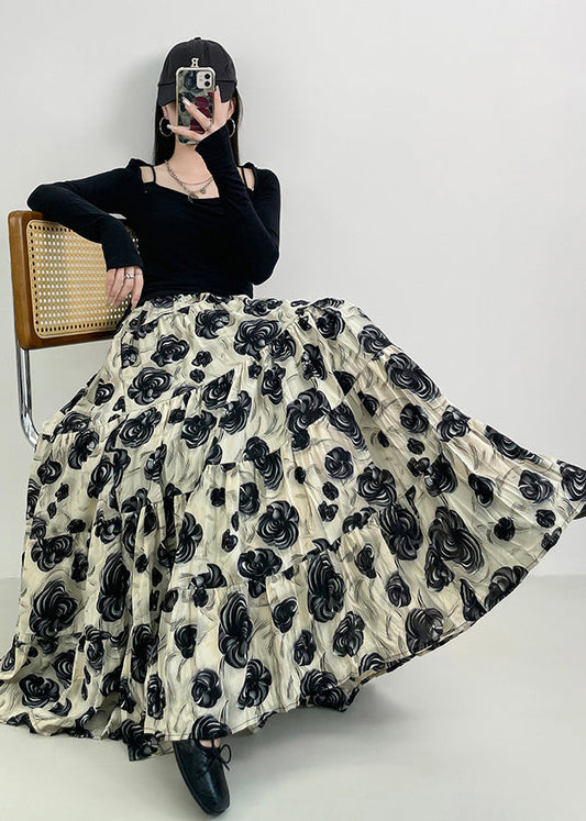 Wunderschöne schwarze Baumwollröcke mit Blumenmuster und extra großem Saum für den Frühling