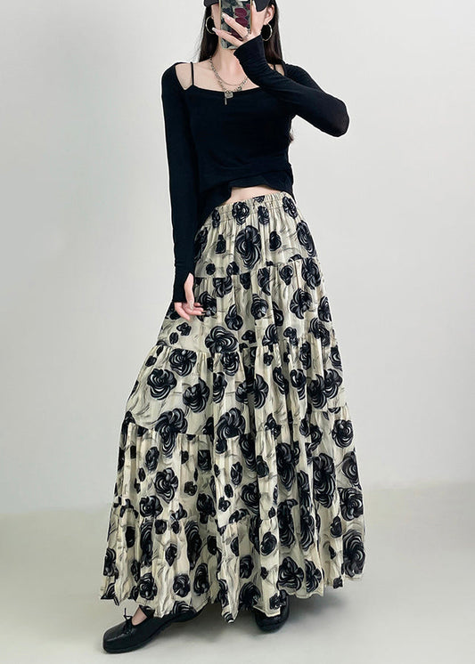 Wunderschöne schwarze Baumwollröcke mit Blumenmuster und extra großem Saum für den Frühling