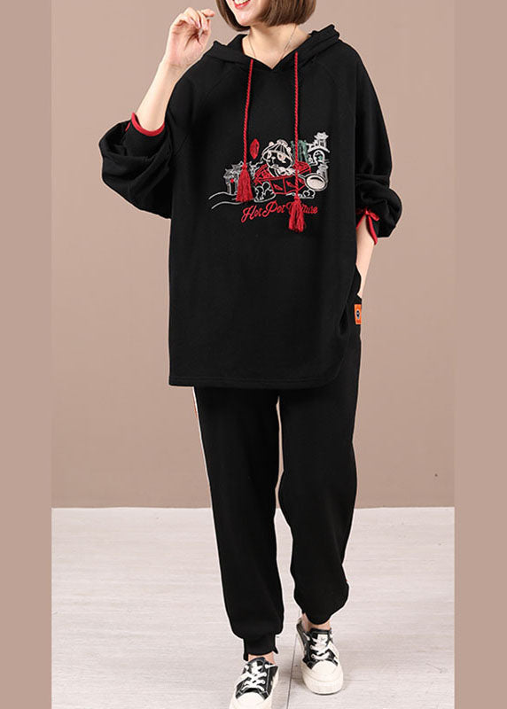 Schönes schwarzes, besticktes Sweatshirt-Oberteil mit Kordelzug und Kapuze