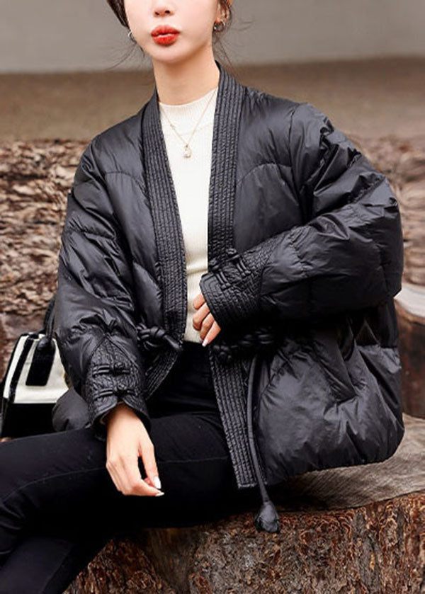 Schöne Schwarze V-Ausschnitt Oriental Button Original Design Entendaunen Daunenmäntel Winter