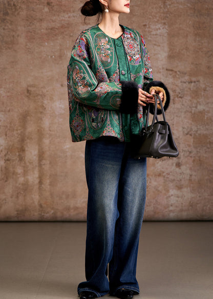 Wunderschöner grüner Wintermantel aus besticktem Patchwork-Nerzfell mit feiner Baumwollfüllung