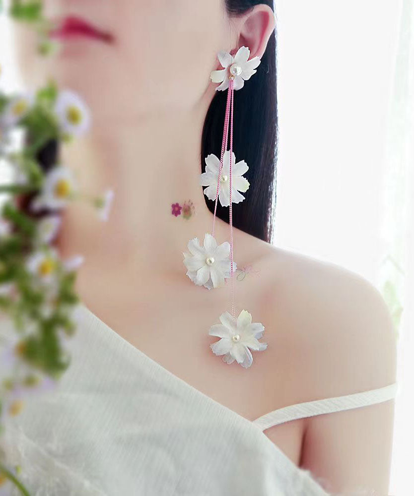 Wunderschöne hellgelbe Perlen-Tropfenohrringe mit Blumenquaste