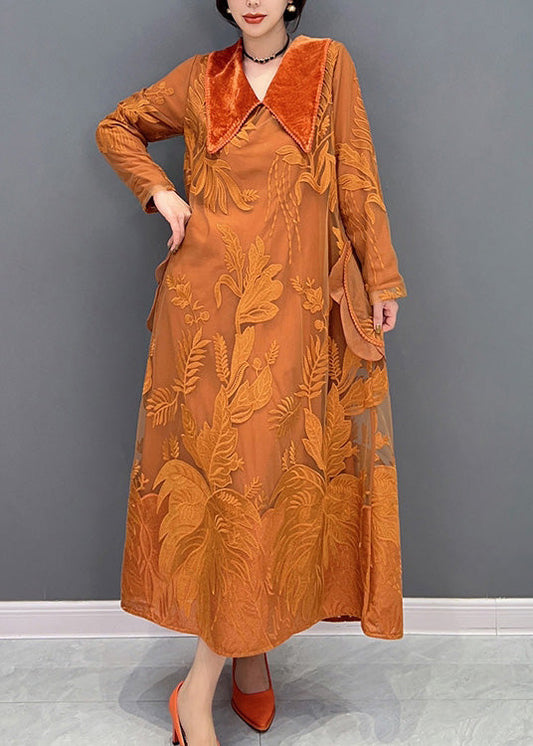 Wunderschönes orangefarbenes, besticktes Kleid aus dickem Tüll mit Matrosenkragen für den Winter