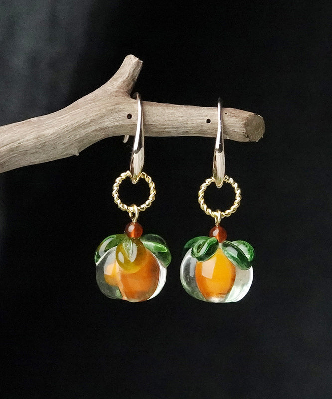 Hermosos aretes colgantes de ágata esmaltada coloreada y dorada en plata esterlina naranja