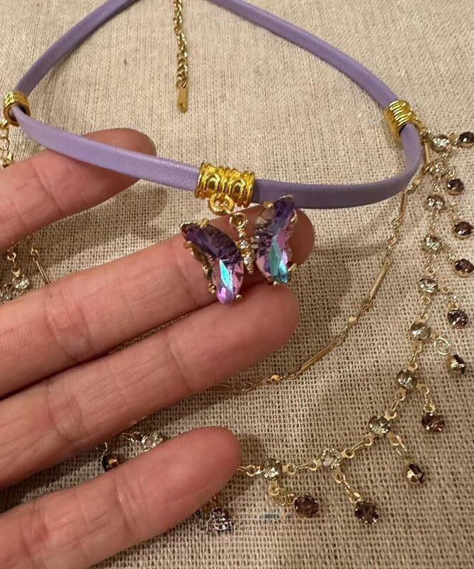Wunderschöne Halskette mit Anhänger aus violetter Legierung mit Kristallquaste