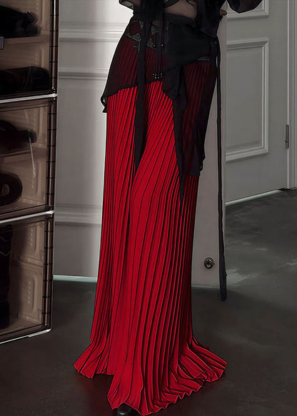 Wunderschöner roter Seidenrock mit elastischem Bund und Falten für den Frühling