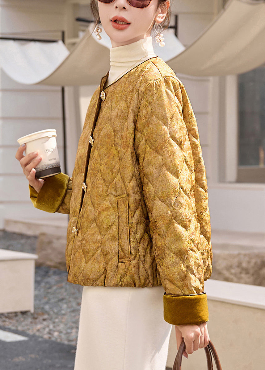 Wunderschöne gelbe Winterjacke mit Rundhalsausschnitt, Taschen, Jacquard-Muster und feiner Baumwollfüllung