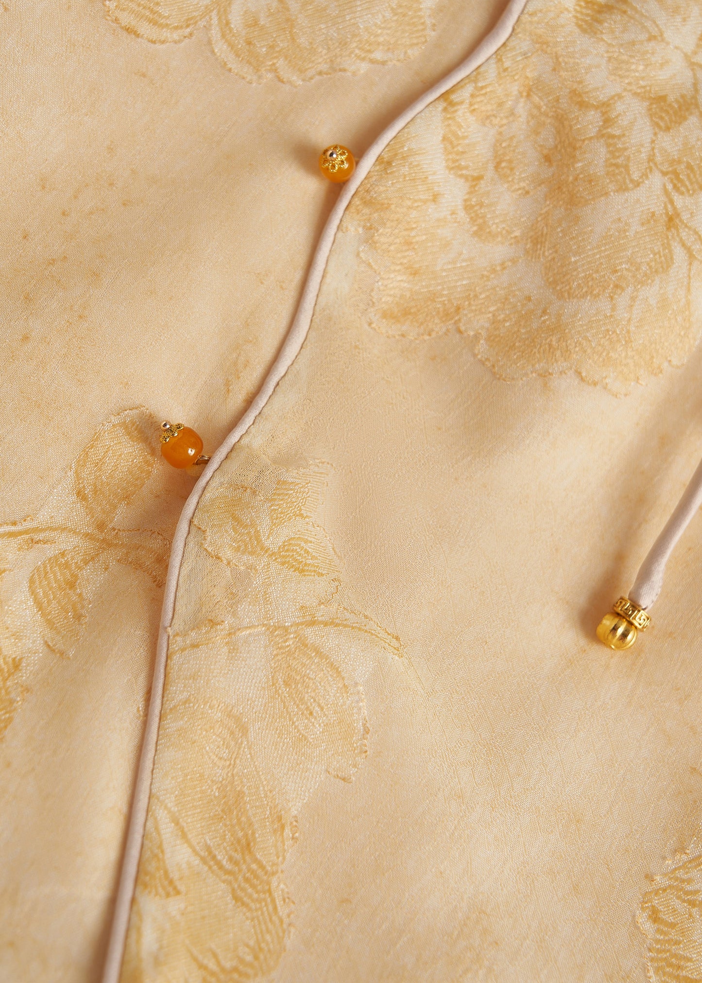 Beautiful Yellow Tasseled Print Silk Coats Fall