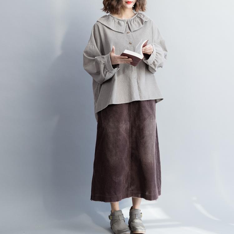 Wunderschönes graues Baumwoll-Tunika-Top in Übergröße mit lockeren Ärmeln und Rüschen