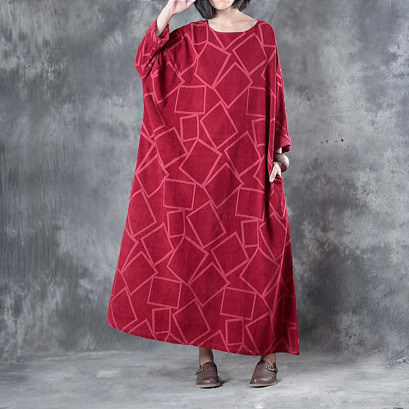Schöne Leinenkleidung für Frauen Feines Leinen Dreiviertelärmeliges geometrisches Muster Rotes Kleid