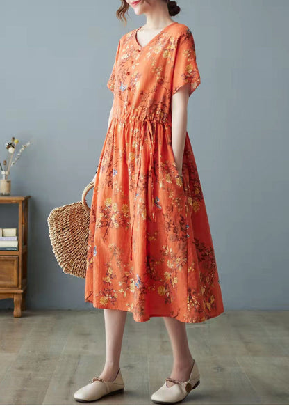 Schönes weißes Kleid mit O-Ausschnitt und Bambus-Taschen