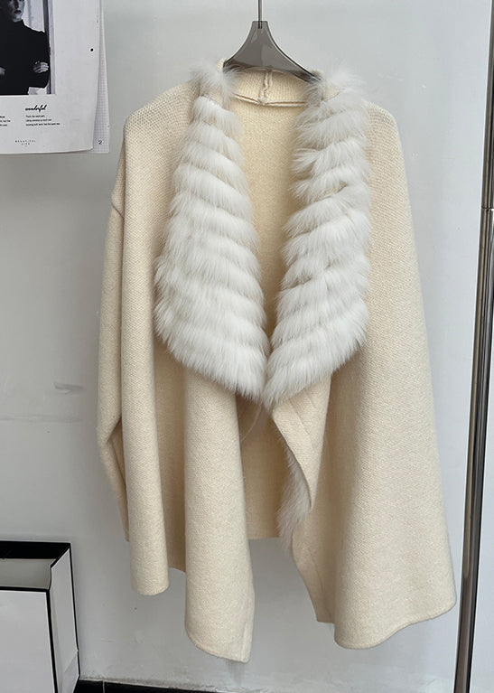 Beige Strickjacken aus Wolle mit Fuchskragen und Patchwork-Design, Peter-Pan-Kragen