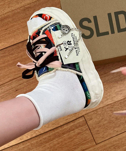 Beige Plateau-Sandalen aus Canvas mit Schnürung und Spleiß