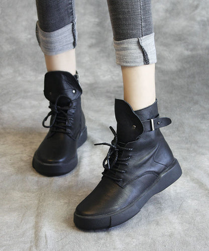 Schwarze Stiefel aus Rindsleder, Boutique-Nieten, Schnürstiefel von Shelsea