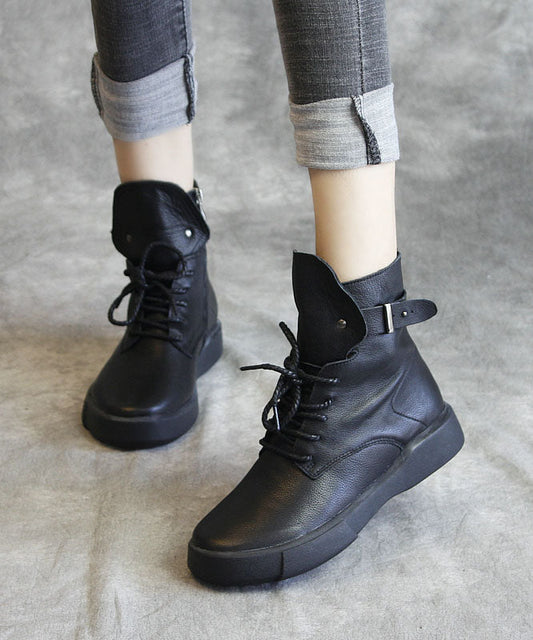 Schwarze Stiefel aus Rindsleder, Boutique-Nieten, Schnürstiefel von Shelsea