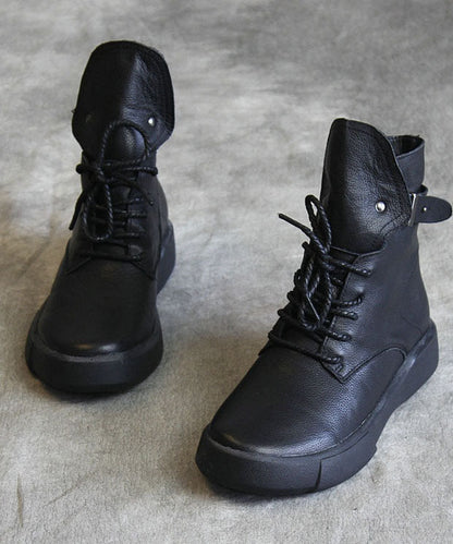 Schwarze Stiefel aus Rindsleder, Boutique-Nieten, Schnürstiefel von Shelsea
