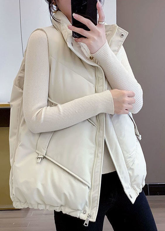 Schwarze lässige Winter-Daunenweste mit Taschen und Kordelzug