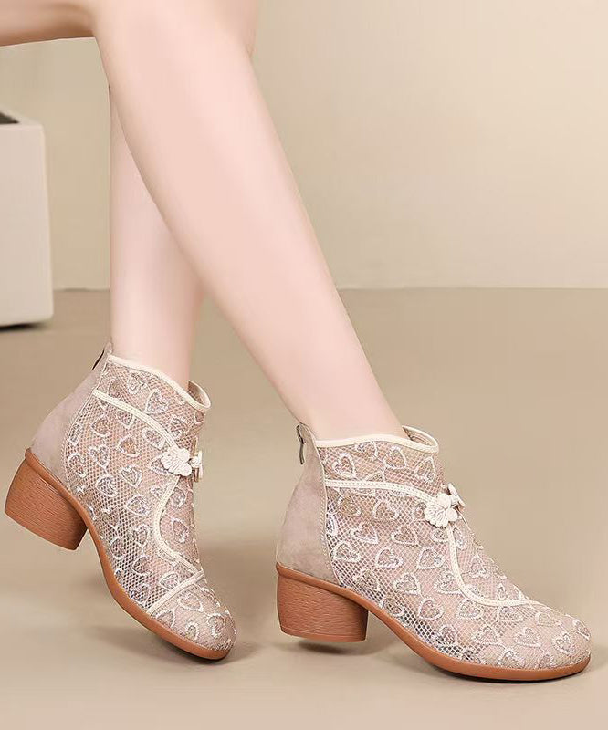 Schwarze, klobige, atmungsaktive Mesh-Stiefel mit Stickereien im Retro-Stil