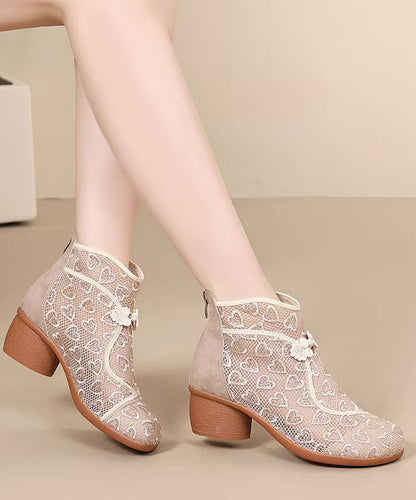 Schwarze, klobige, atmungsaktive Mesh-Stiefel mit Stickereien im Retro-Stil