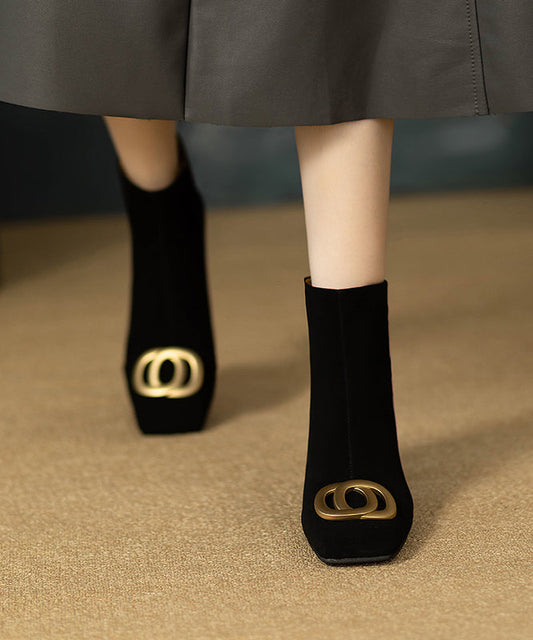 Schwarze, klobige Wildlederstiefel mit Paillettenbesatz